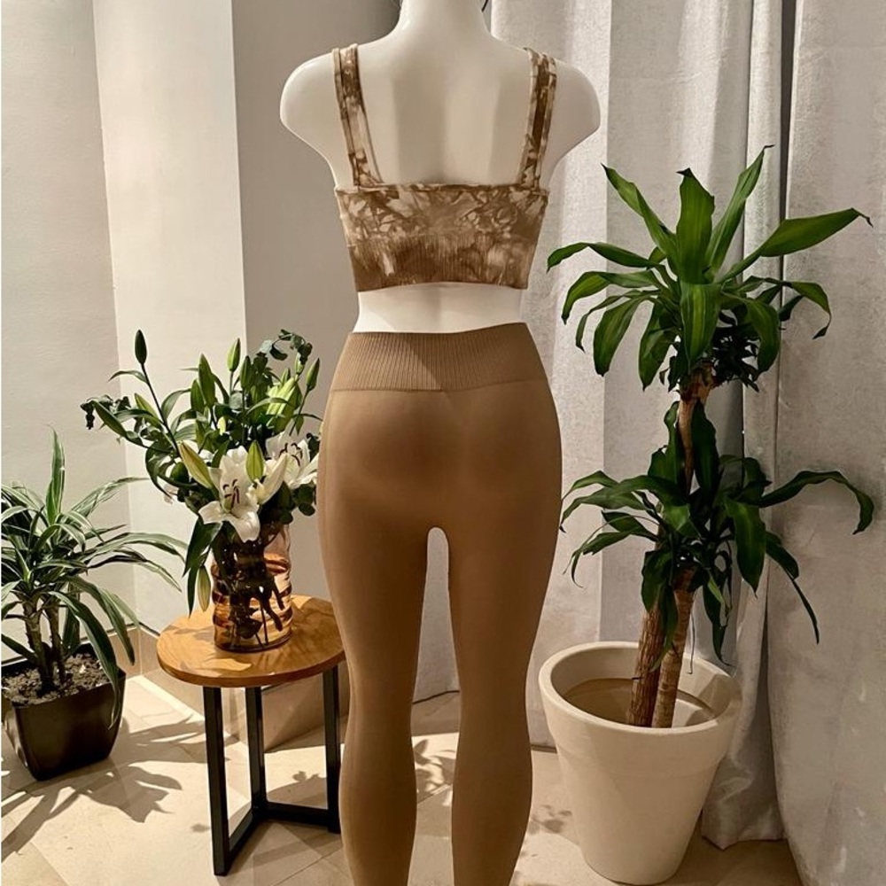 New leggings different size Small . Medium , large